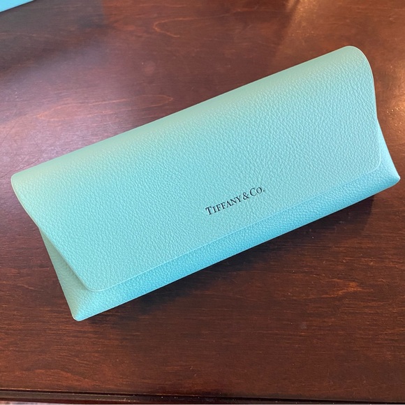 BRAND NEW Tiffany & Co sunglasses - Picture 9 of 9